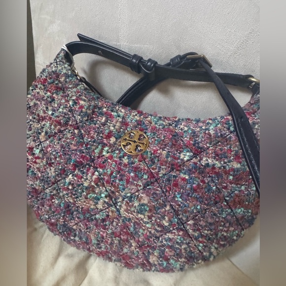 Tory Burch Mille Crescent Crossbody Bag - Picture 4 of 9